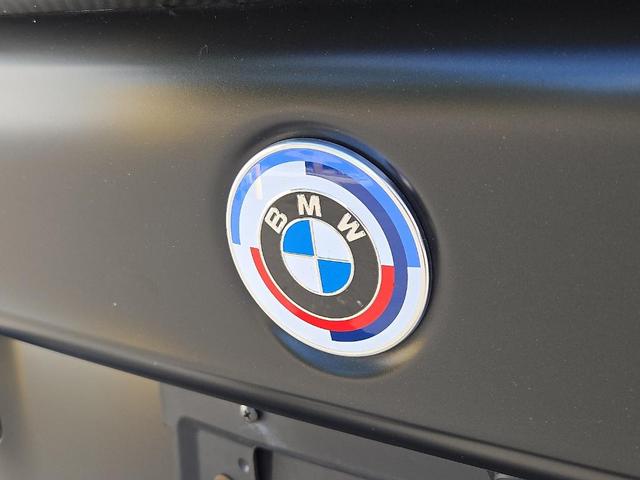 Photo of 2023 Black Sapphire Metallic BMW M5