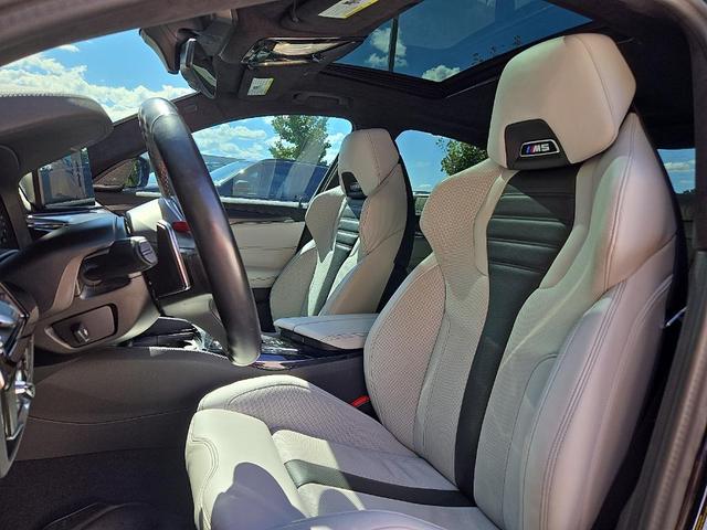 Photo of 2023 Black Sapphire Metallic BMW M5