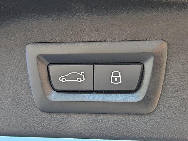 Photo of 2026 Gray Metallic BMW X7