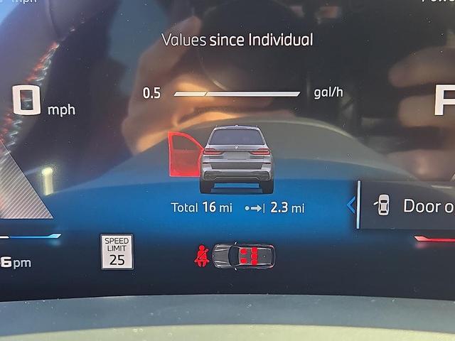 Photo of 2026 Gray Metallic BMW X7
