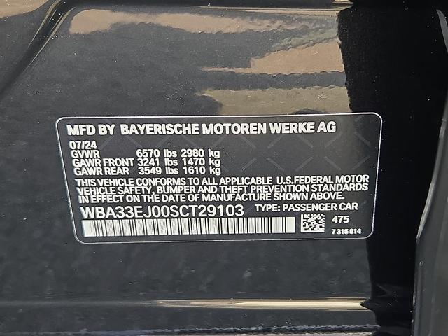 Photo of 2025 Black Sapphire Metallic BMW 760