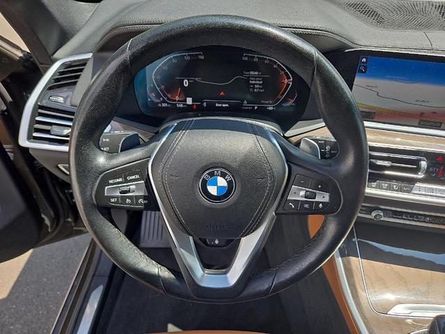 Photo of 2022 Manhattan Green Metallic BMW X5