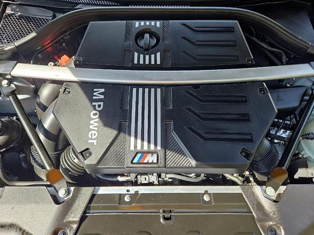 Photo of 2024 Brooklyn Gray Metallic BMW X4 M