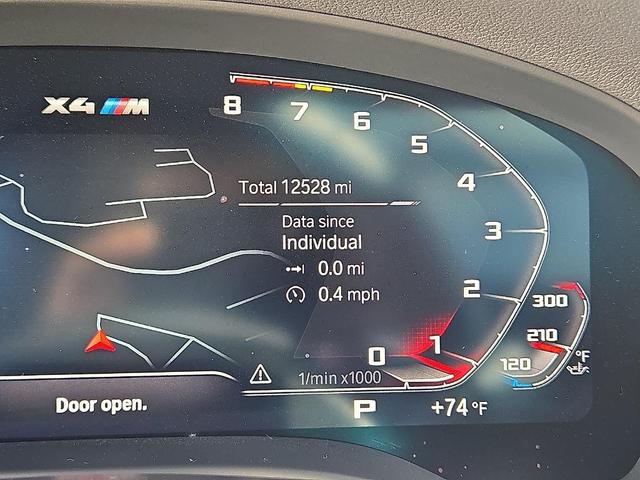Photo of 2024 Brooklyn Gray Metallic BMW X4 M