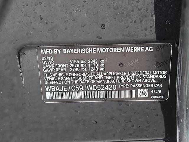 Photo of 2018 Black Sapphire Metallic BMW 540