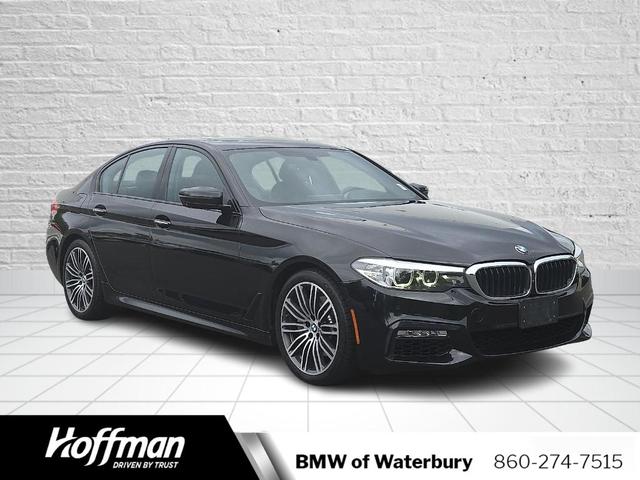 Photo of 2018 Black Sapphire Metallic BMW 540