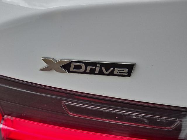 Photo of 2022 Alpine White BMW M340