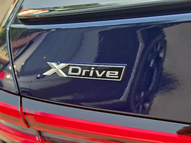 Photo of 2026 Tanzanite Blue BMW 530