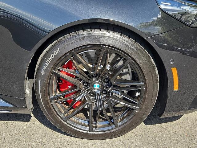 Photo of 2025 Black Sapphire Metallic BMW M5