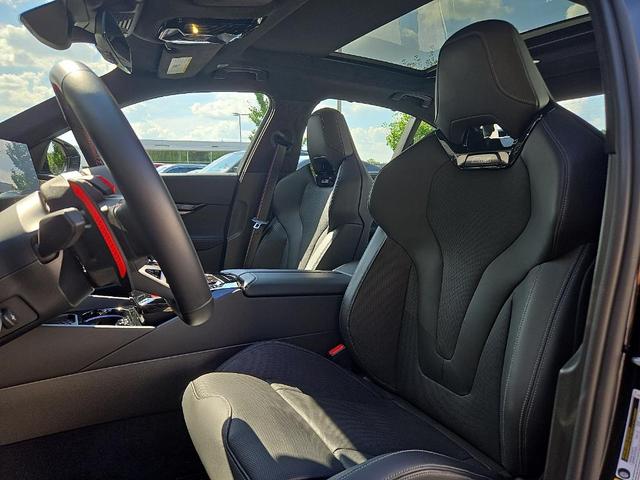 Photo of 2025 Black Sapphire Metallic BMW M5