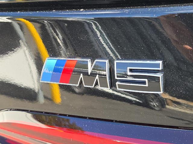 Photo of 2025 Black Sapphire Metallic BMW M5
