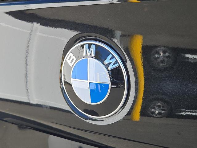 Photo of 2025 Black Sapphire Metallic BMW M5