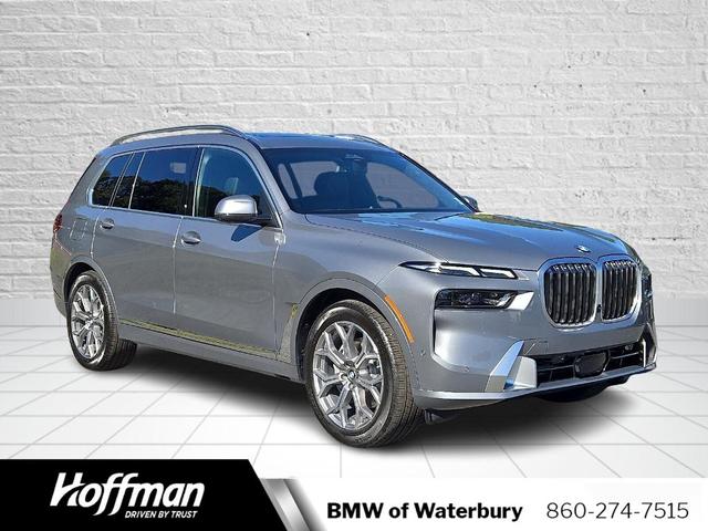 Photo of 2026 Gray Metallic BMW X7