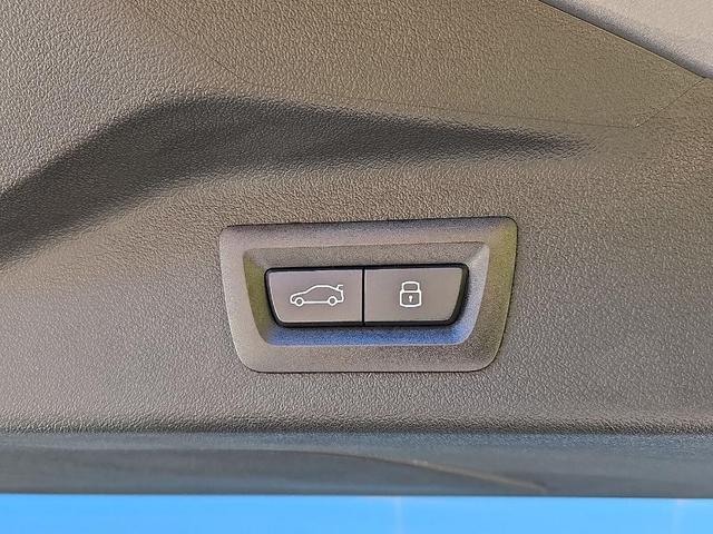 Photo of 2026 Gray Metallic BMW X7