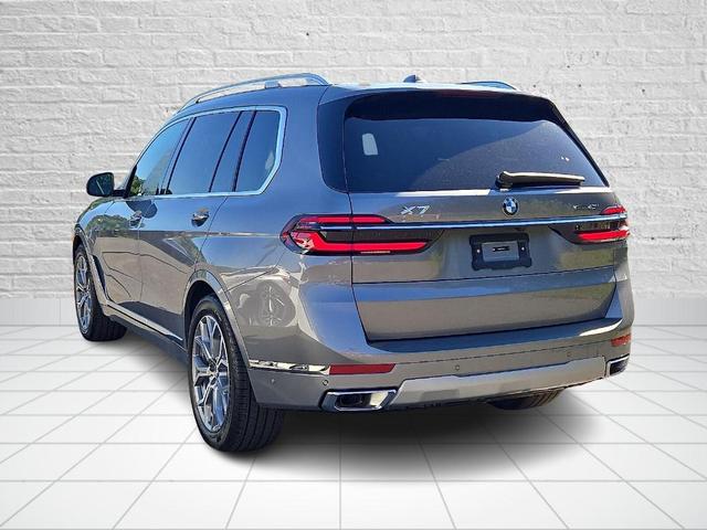 Photo of 2026 Gray Metallic BMW X7