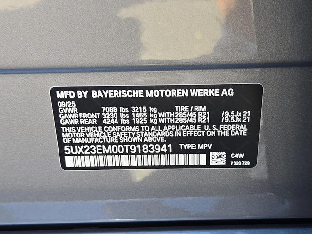 Photo of 2026 Gray Metallic BMW X7