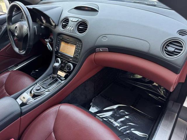Photo of 2009 Iridium Silver Metallic Mercedes-Benz SL-Class