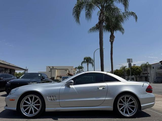 Photo of 2009 Iridium Silver Metallic Mercedes-Benz SL-Class