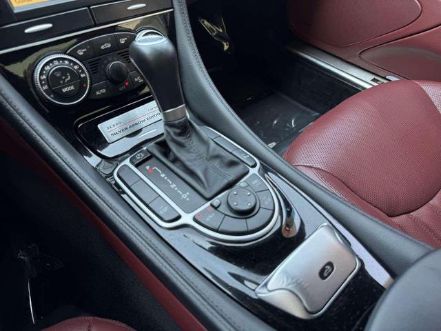 Photo of 2009 Iridium Silver Metallic Mercedes-Benz SL-Class