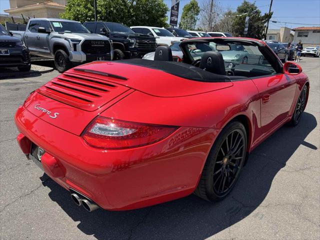 Photo of 2009 Guards Red Porsche 911