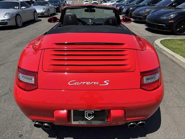Photo of 2009 Guards Red Porsche 911
