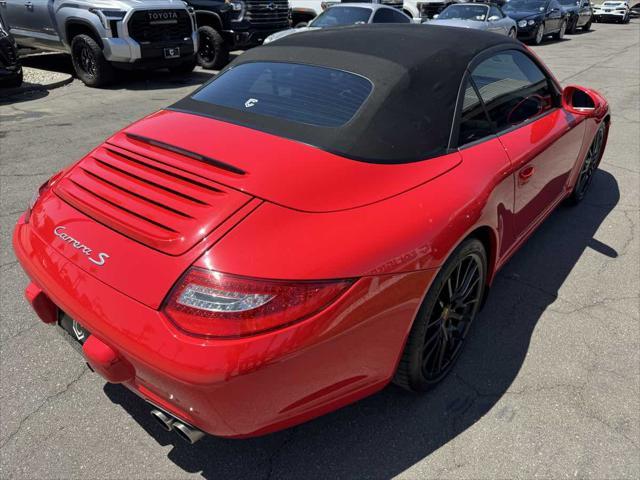 Photo of 2009 Guards Red Porsche 911