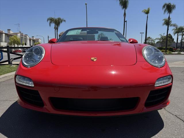 Photo of 2009 Guards Red Porsche 911