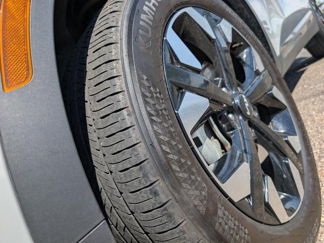 Photo of 2023 Wolf Gray Kia Sportage