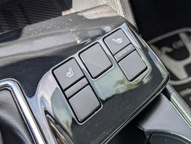 Photo of 2023 Wolf Gray Kia Sportage