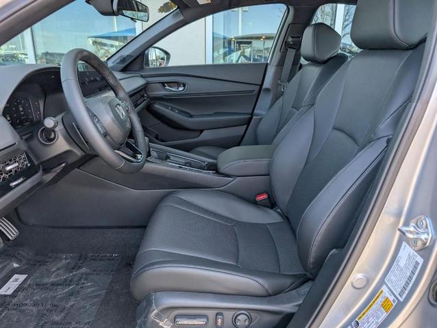 Photo of 2025 Solar Silver Metallic Honda Accord Hybrid