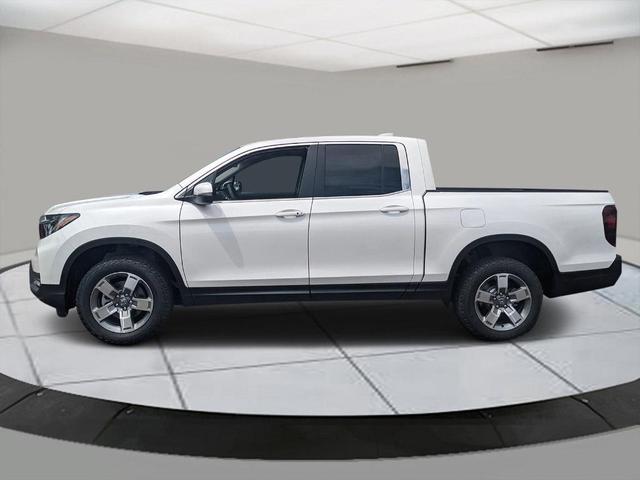 Photo of 2025 Platinum White Pearl Honda Ridgeline