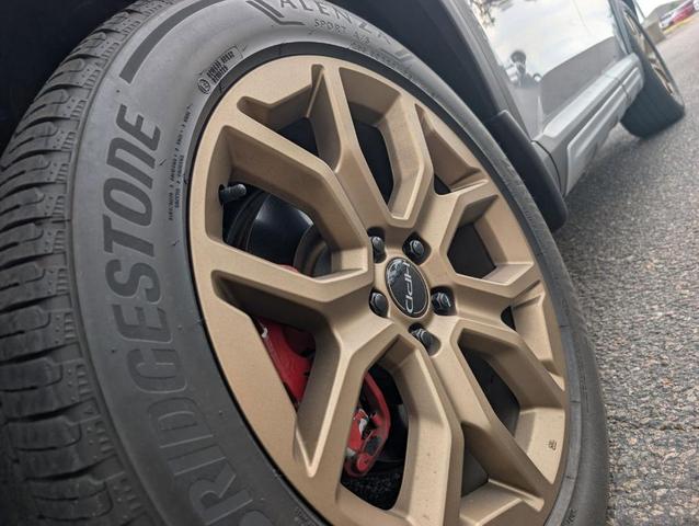 Photo of 2023 Lunar Silver Metallic Honda Pilot