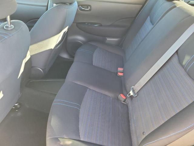 Photo of 2019 Glacier White Nissan Leaf