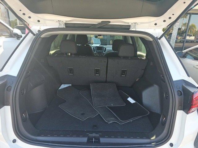 Photo of 2024 Summit White Chevrolet Equinox