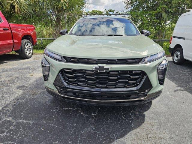 Photo of 2024 Green Chevrolet Trax