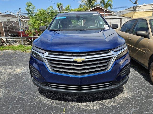 Photo of 2022 Blue Glow Metallic Chevrolet Equinox
