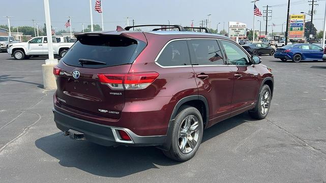 Photo of 2019 Mica Toyota Highlander Hybrid