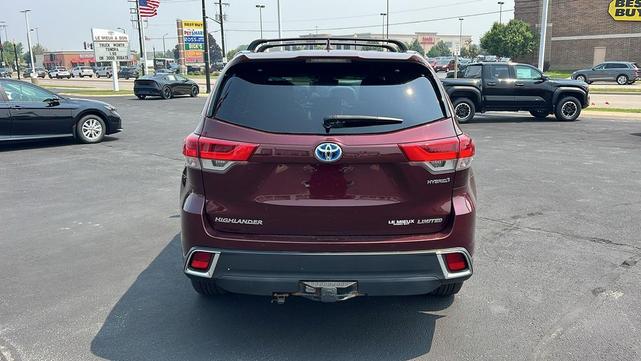 Photo of 2019 Mica Toyota Highlander Hybrid