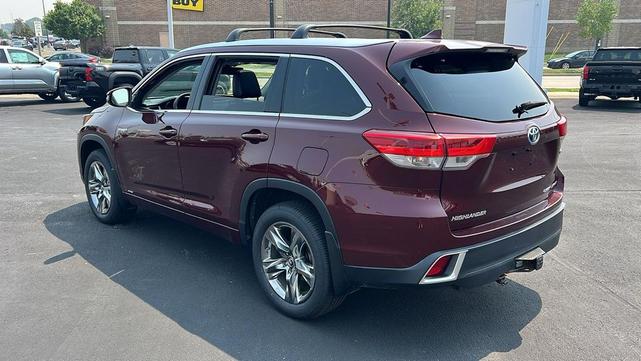 Photo of 2019 Mica Toyota Highlander Hybrid
