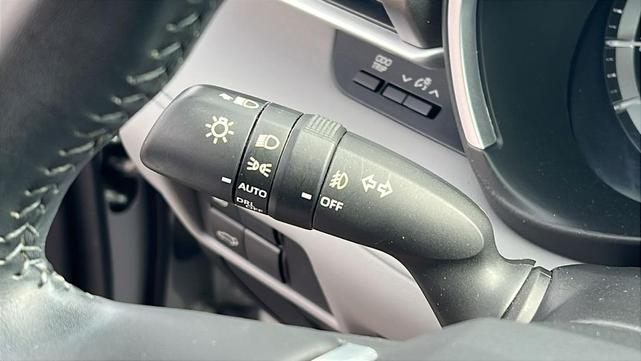 Photo of 2021 Celestial Silver Metallic Toyota Highlander