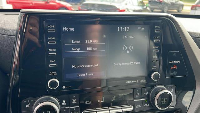 Photo of 2021 Celestial Silver Metallic Toyota Highlander