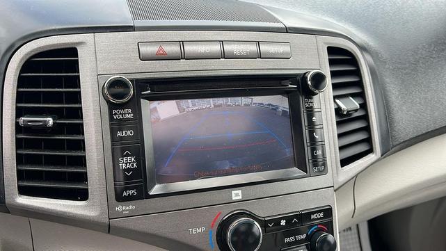 Photo of 2013 Attitude Black Toyota Venza