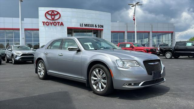 2018 Chrysler 300