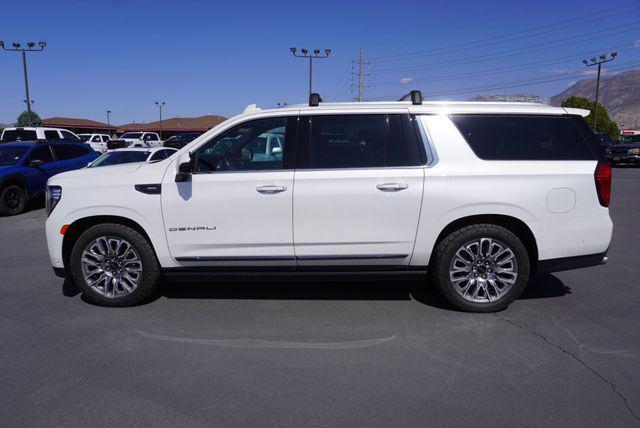 Photo of 2023 White Frost Tricoat GMC Yukon XL