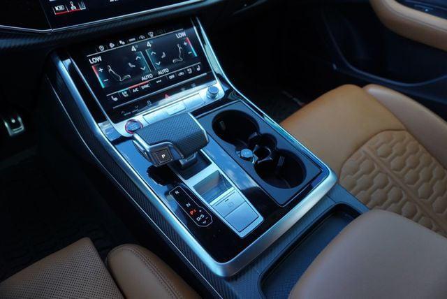 Photo of 2024 Daytona Gray Pearl Effect Audi RS Q8