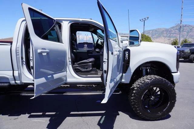 Photo of 2025 Avalanche Ford F-350