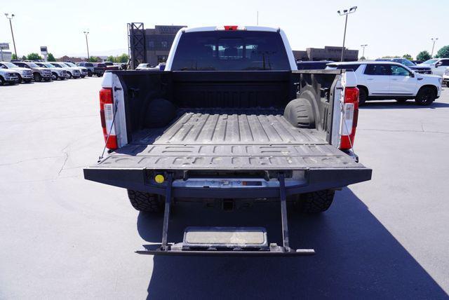 Photo of 2017 White Ford F-250