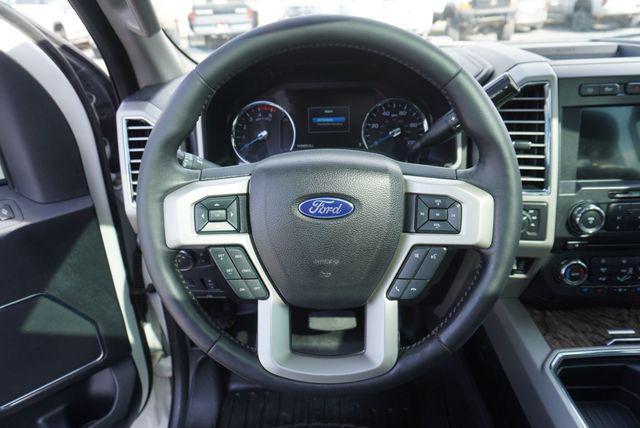 Photo of 2017 White Ford F-250