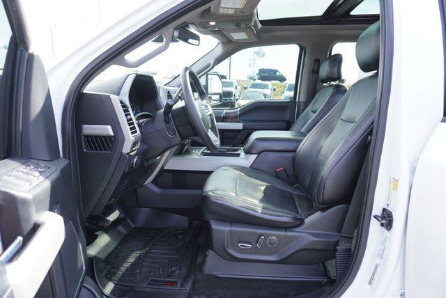 Photo of 2017 White Ford F-250