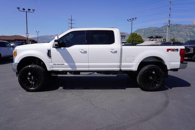 Photo of 2017 White Ford F-250